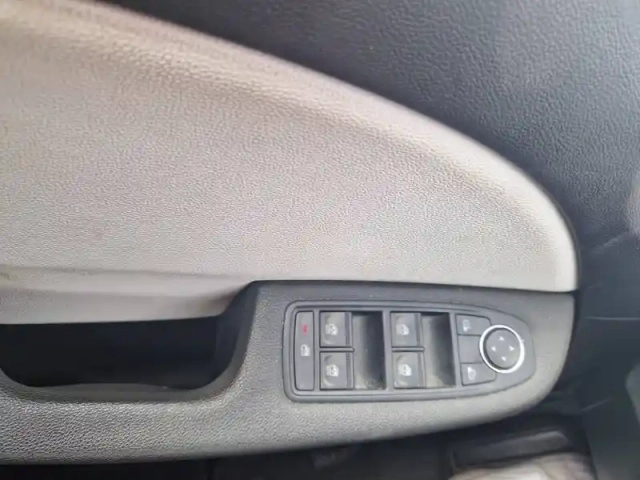 Renault Clio tce 90 x-tronic - 21n — photo 13