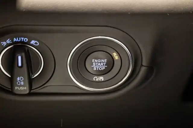 Maserati Levante 3.0 v6 bi-turbo 350 q4 — photo 26