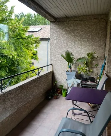 Appartement 2 pièces terrasse et garage