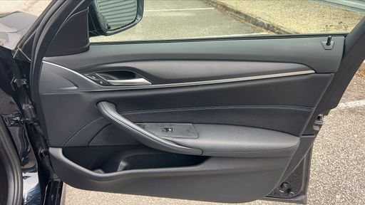 BMW Serie 5 520d 190 Mild Hybrid BVA - M Sport – 2021 – 127453 km – Diesel – Boîte Automatique — photo 37