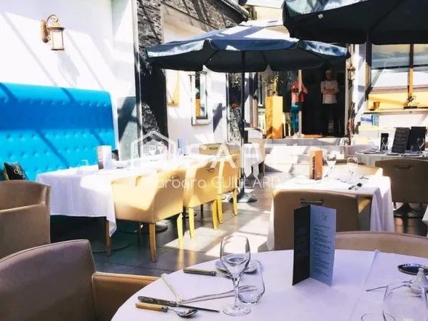 COUP DE CŒUR - Fonds de commerce de restauration au coeur de Saint-Raphaël - charme et authenticité 
