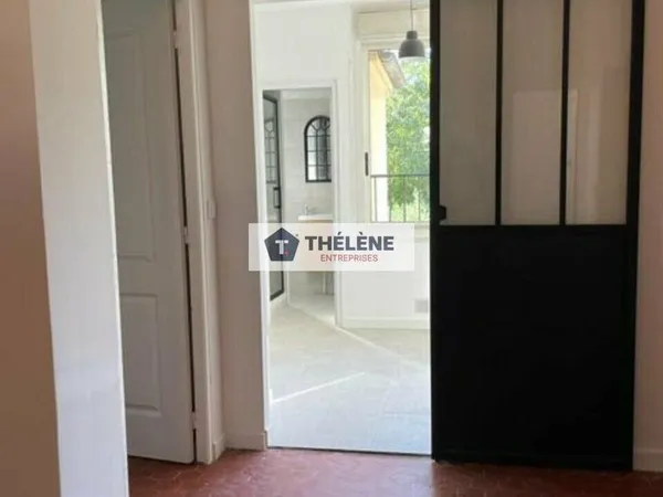 Bureaux 75 m²