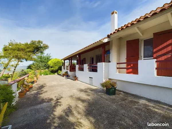 Villa 5 pièces 168 m²