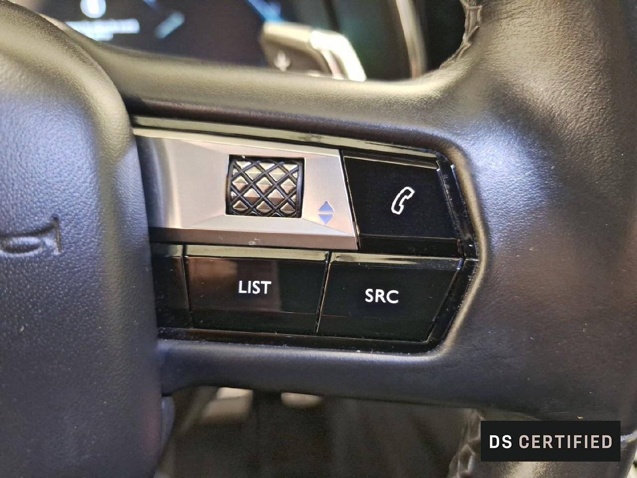 Ds Ds 7 crossback crossback hybride e-tense 300 eat8 4x4 rivoli — photo 22