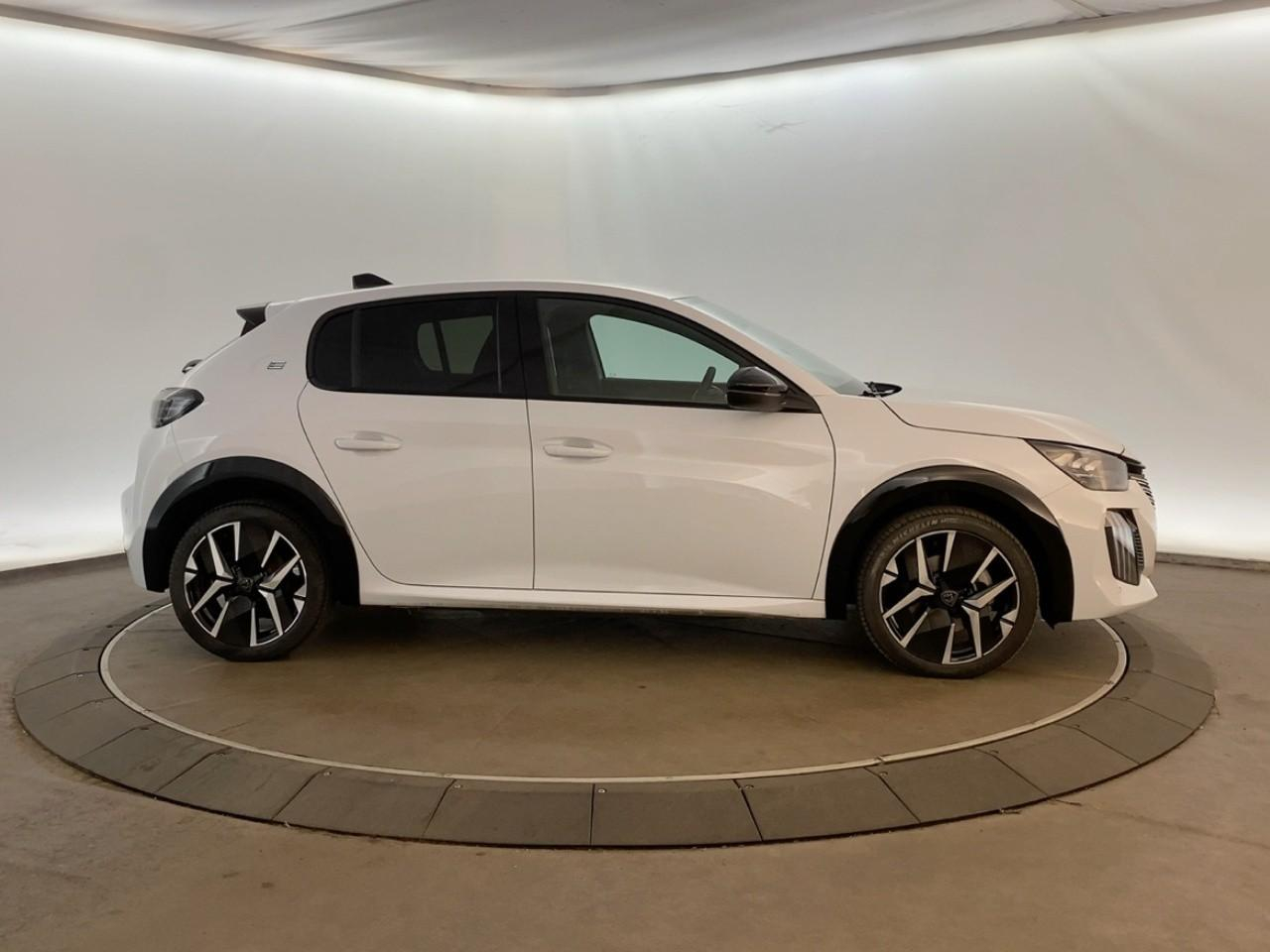Peugeot 208 electrique 156 ch 54 kwh gt — photo 4