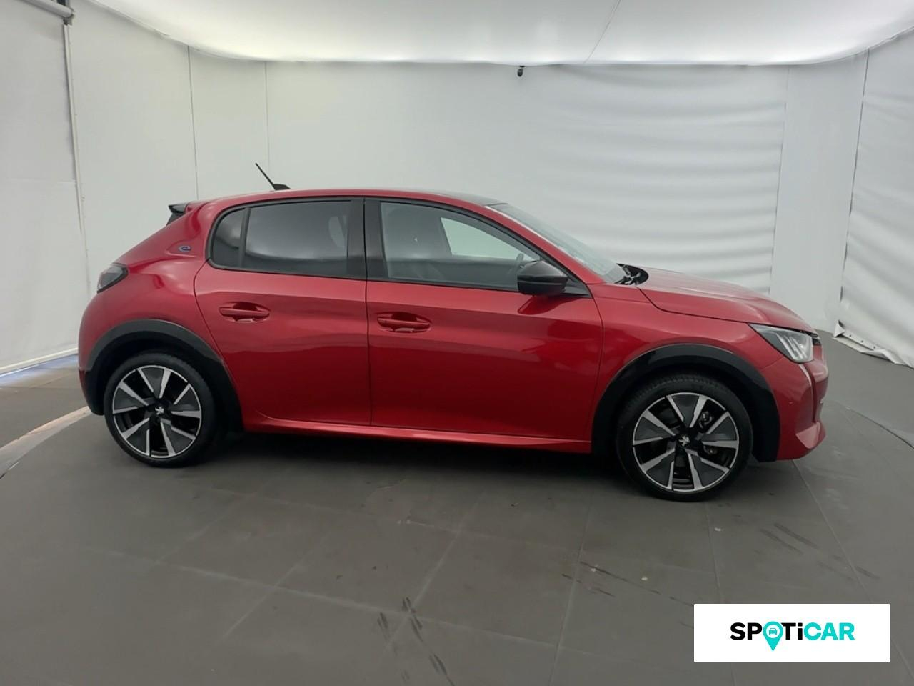 Peugeot 208 e-208 136ch gt pack — photo 4