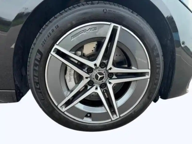 Mercedes Classe C 300 e hybrid eq amg line — photo 9
