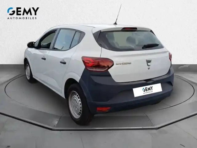Dacia Sandero sce 65 — photo 7