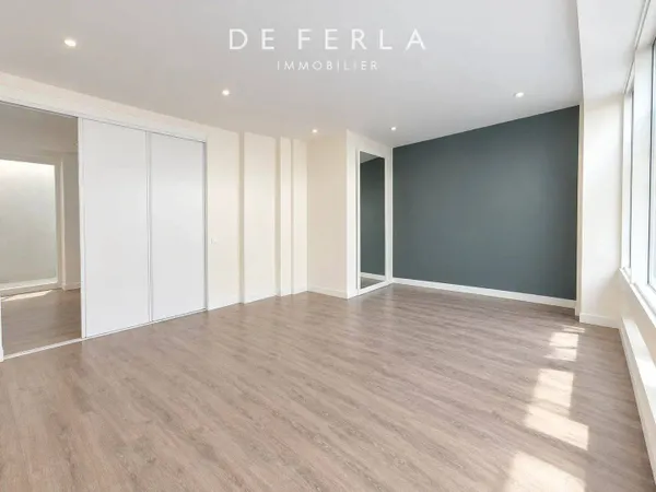Local commercial 1 pièce 26 m²