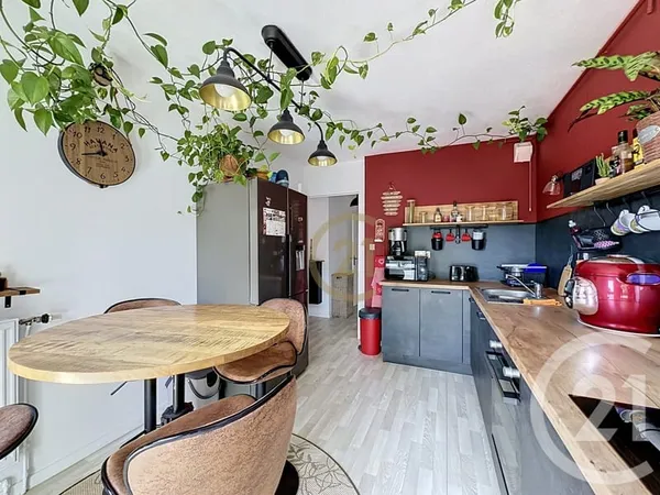 Appartement 5 pièces 84 m²