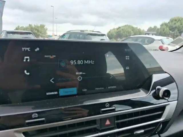 Citroën C4 puretech 100 s&amp;s bvm6 — photo 18