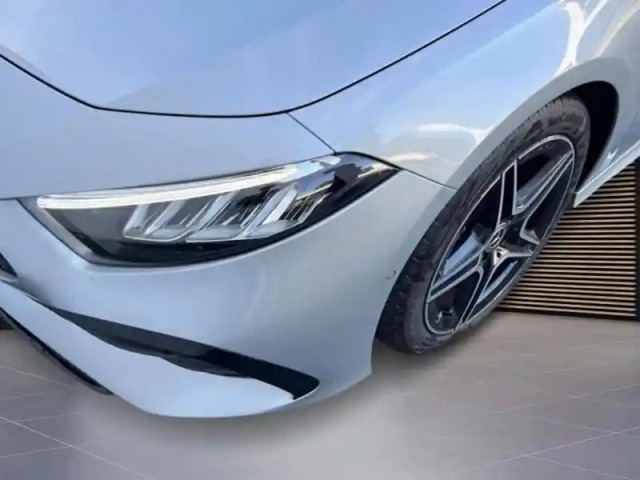 Mercedes Classe A 200 amg line — photo 17