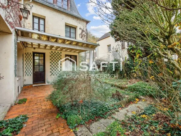 Belle maison de maître en coeur de ville