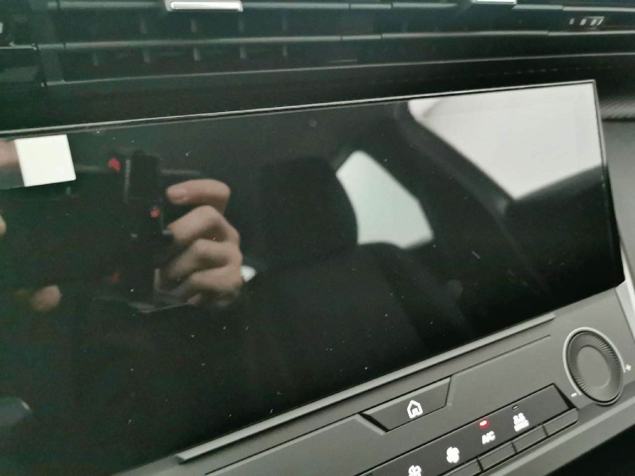 Peugeot 308 hybrid 145 e-dcs6 style — photo 24