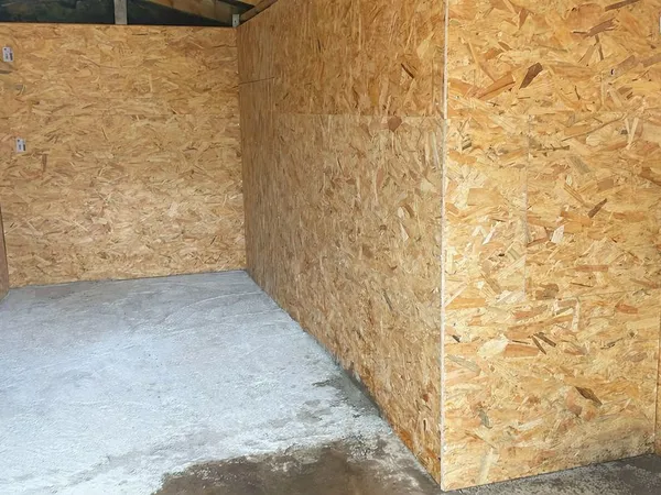 Box de stockage 12m²