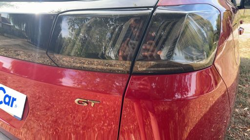 Peugeot 3008 1.5 BlueHDi 130 EAT8 - GT-Line – 2021 – 60050 km – Diesel – Boîte Automatique — photo 15
