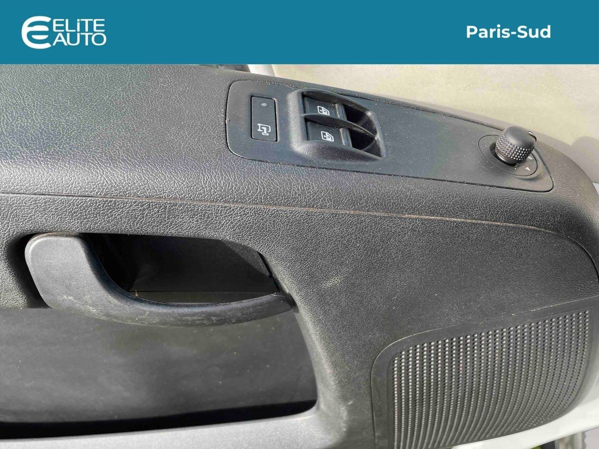 Peugeot BOXER TOLE 335 L2H2 BLUEHDI 165 S&amp;S — photo 17