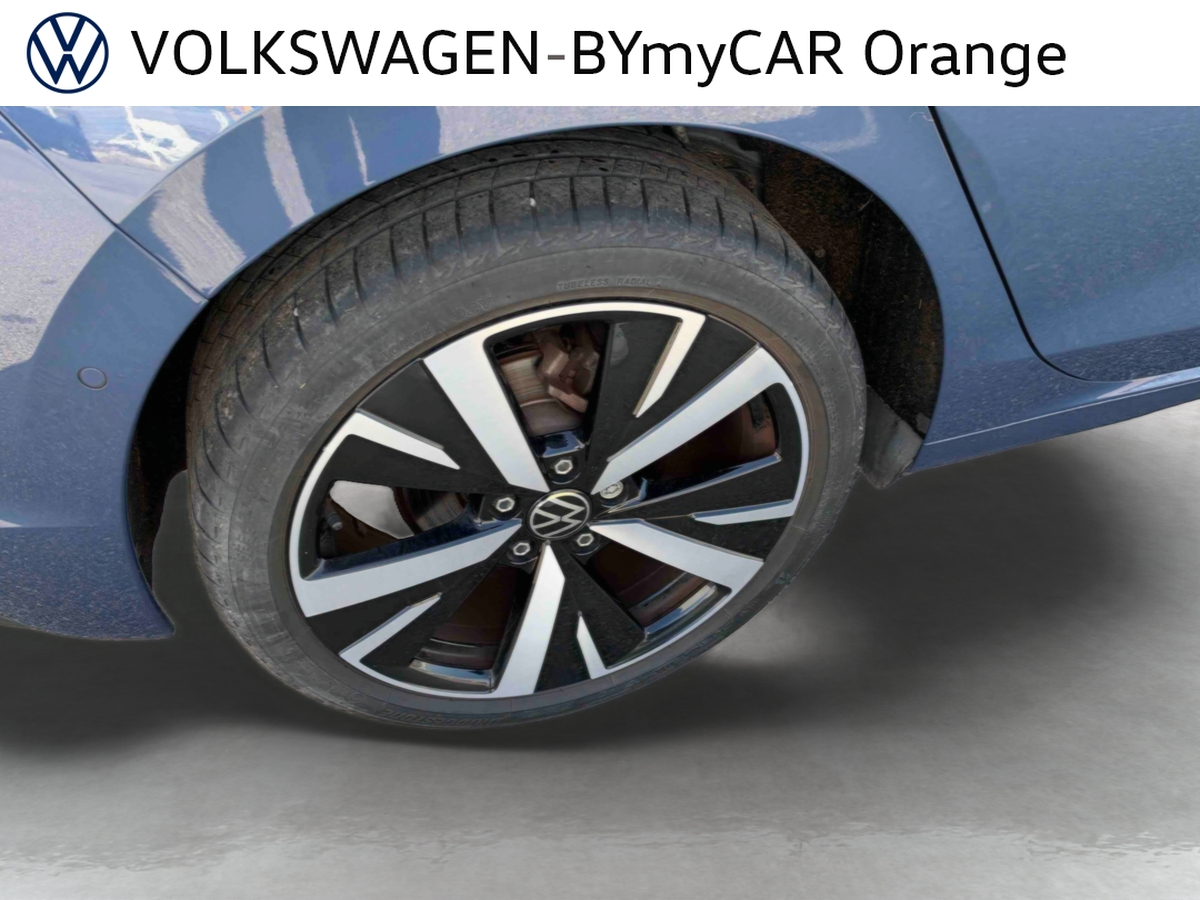 Volkswagen Golf 1.5 eTSI EVO2 116 DSG7 — photo 16