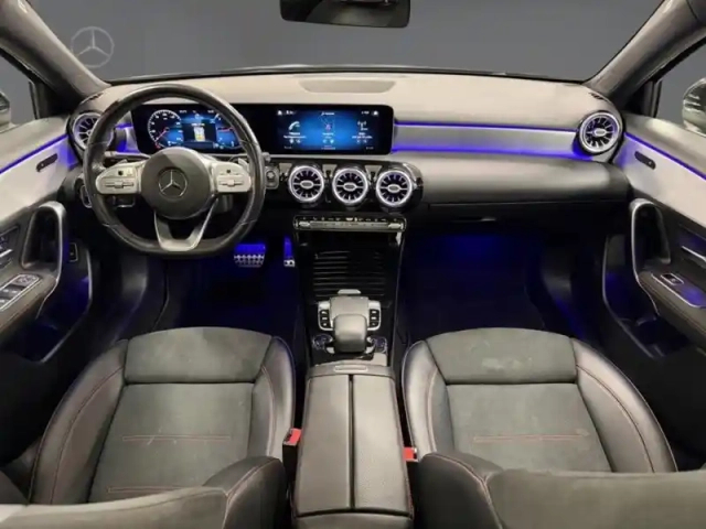 Mercedes Classe A 200 d berline amg line — photo 11