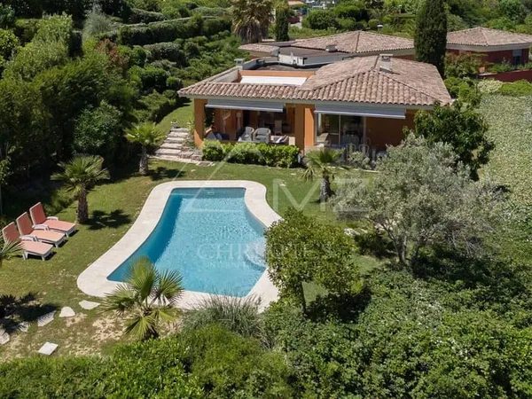 Villa 4 pièces 140 m²