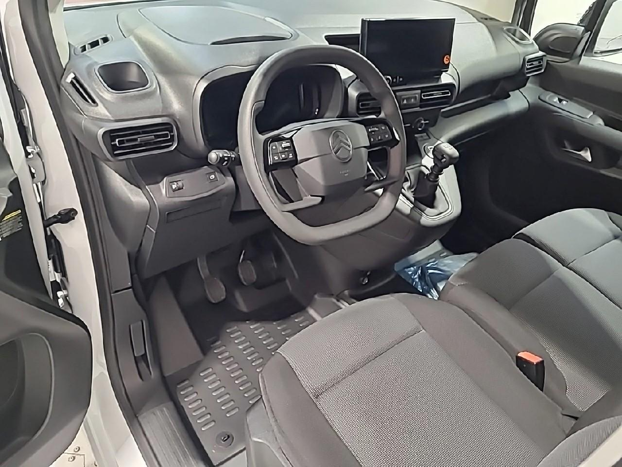 Citroën Berlingo van m diesel 100 ch manuelle — photo 9