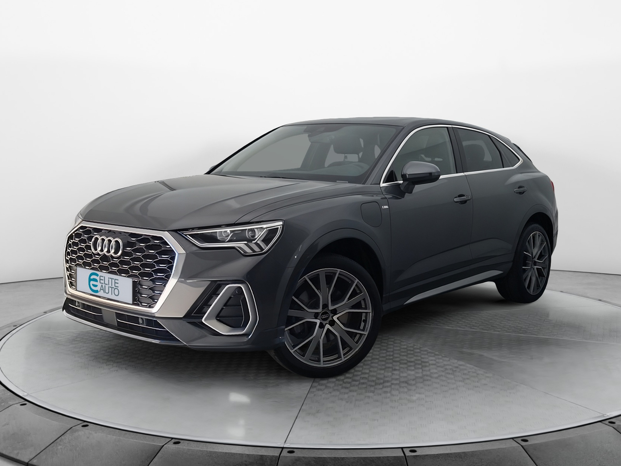 Audi Q3 SPORTBACK Q3 Sportback 45 TFSIe  245 ch S tronic 6 S line — photo 1