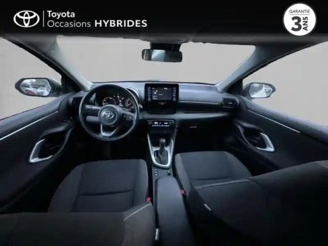 Toyota Yaris 116h dynamic 5p my22 — photo 8