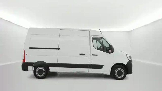 Renault Master fgn trac f3500 l2h2 blue dci 135 — photo 36