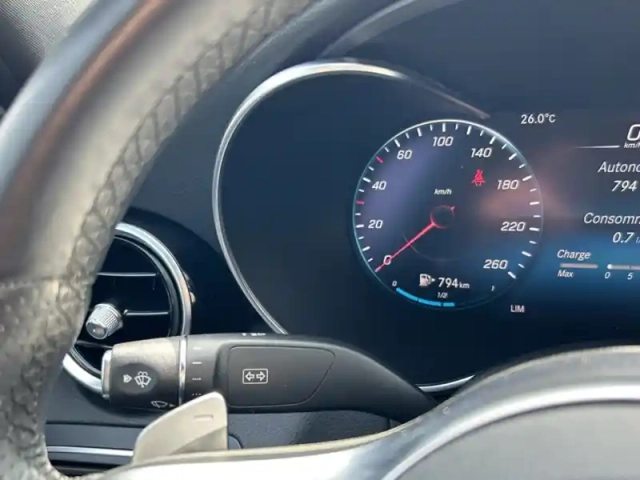 Mercedes Classe C 220 d berline amg lin — photo 19