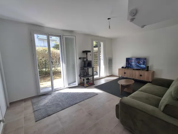 Idéal 1er achat F2 refait à neuf avec jardin
