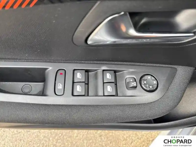 Peugeot 208 puretech 75 s&amp;s bvm5 — photo 24