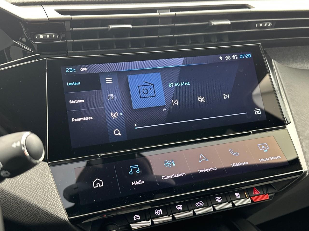 Peugeot 308 hybrid 145 e-dcs6 allure — photo 22