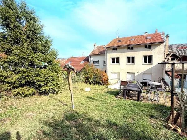Vandoeuvre Village, limitrophe Houdemont, 4 pièces avec balcon, jardin et garage