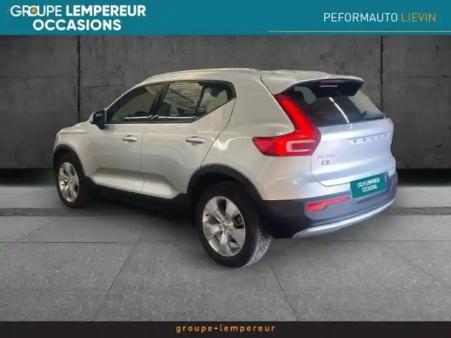 Volvo Xc40 d4 adblue awd 190ch business geartronic 8 — photo 17
