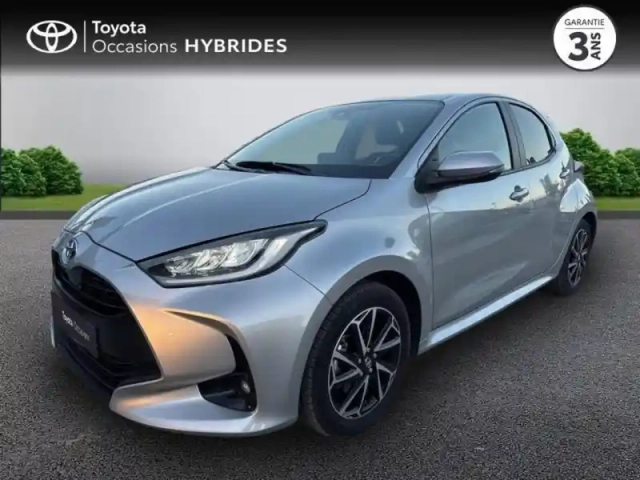 Toyota Yaris 116h design 5p pack confort