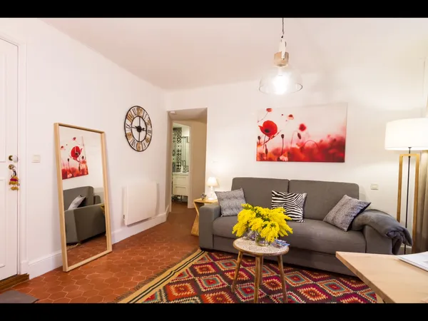 Location studio 29m2 bail étudiant hyper centre remparts