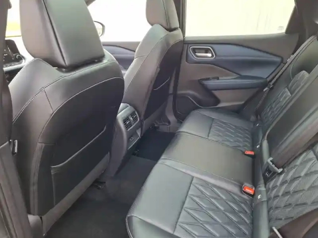 Nissan Qashqai mild hybrid 158 ch xtronic — photo 20