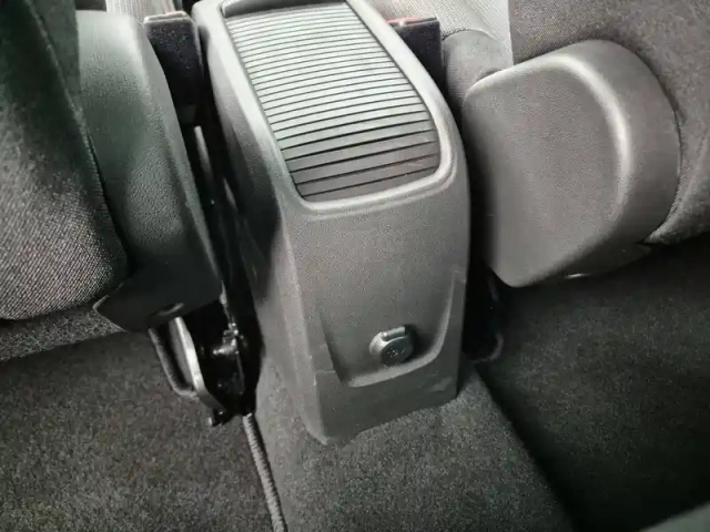 Citroën C3 Aircross puretech 130 s&amp;s eat6 — photo 22