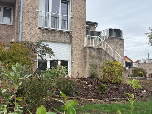 AMNEVILLE - PETITE COPROPRIETE - F3 - REZ DE JARDIN