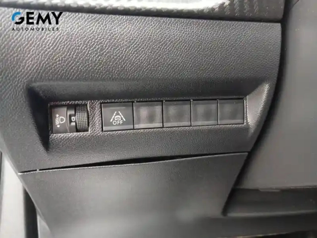 Peugeot 2008 puretech 130 s&amp;s eat8 — photo 21