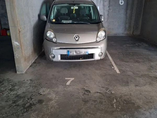Parking en résidence sécurisé
