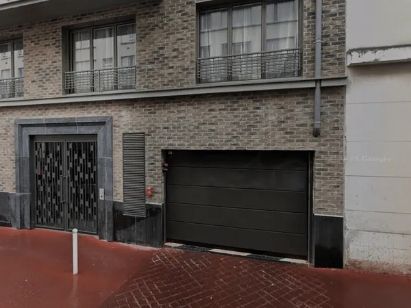 Parking 12 m²