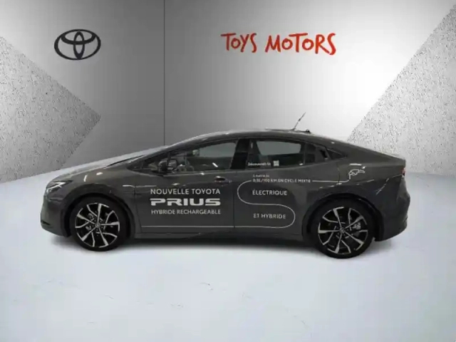 Toyota Prius hybride rechargeable 223ch design phe — photo 3