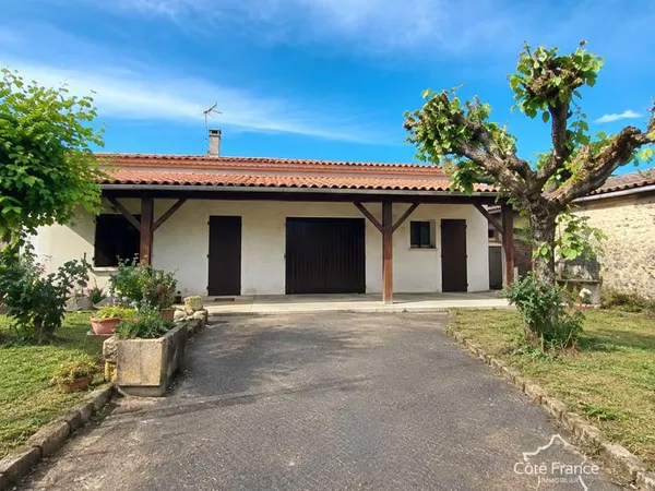 Maison de plain-pied 156 m2 Beau potentiel et nombreuses p