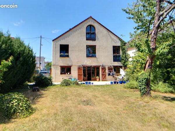 Maison 7 pièces 130 m²