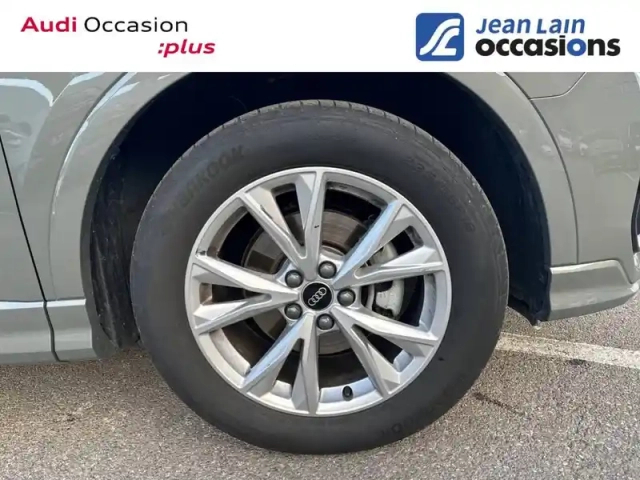 Audi Q3 35 tfsi 150 ch s tronic 7 — photo 9