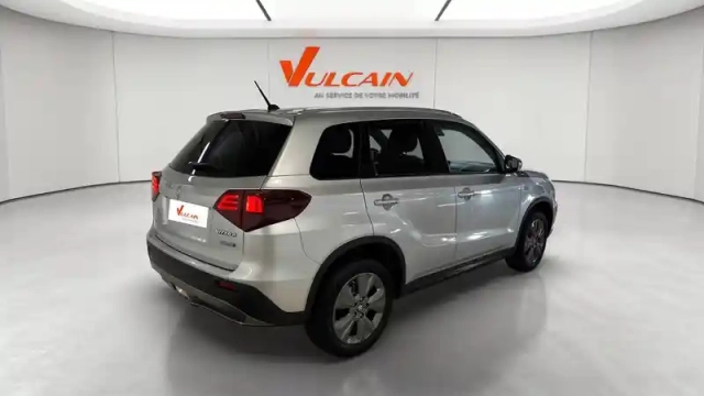 Suzuki Vitara 1.4 boosterjet hybrid — photo 6