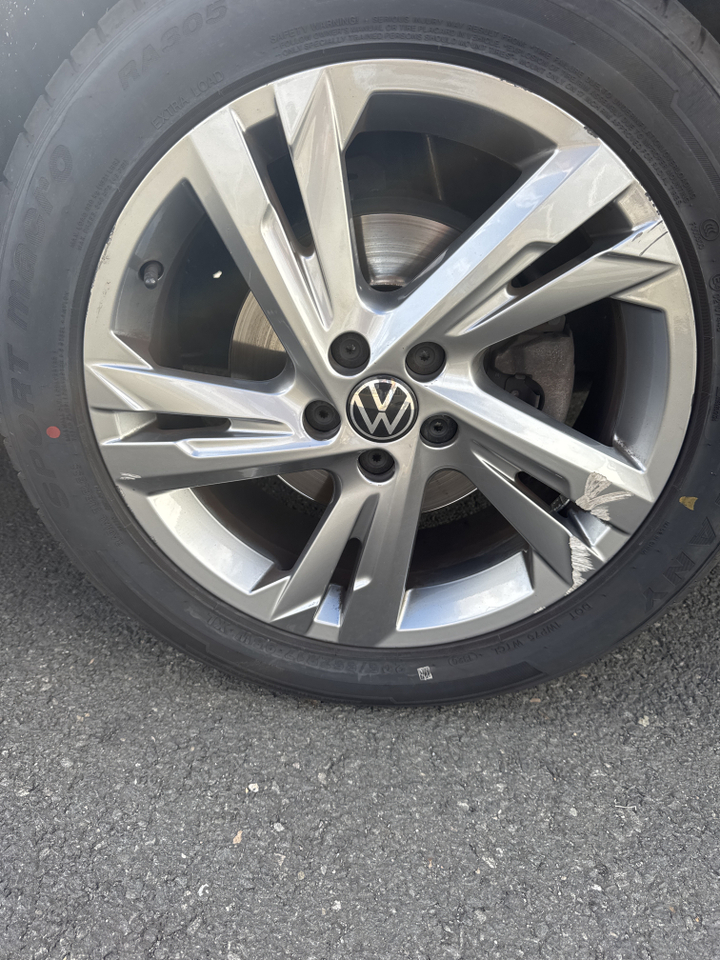 Volkswagen Taigo 1.5 TSI 150 DSG7 — photo 27
