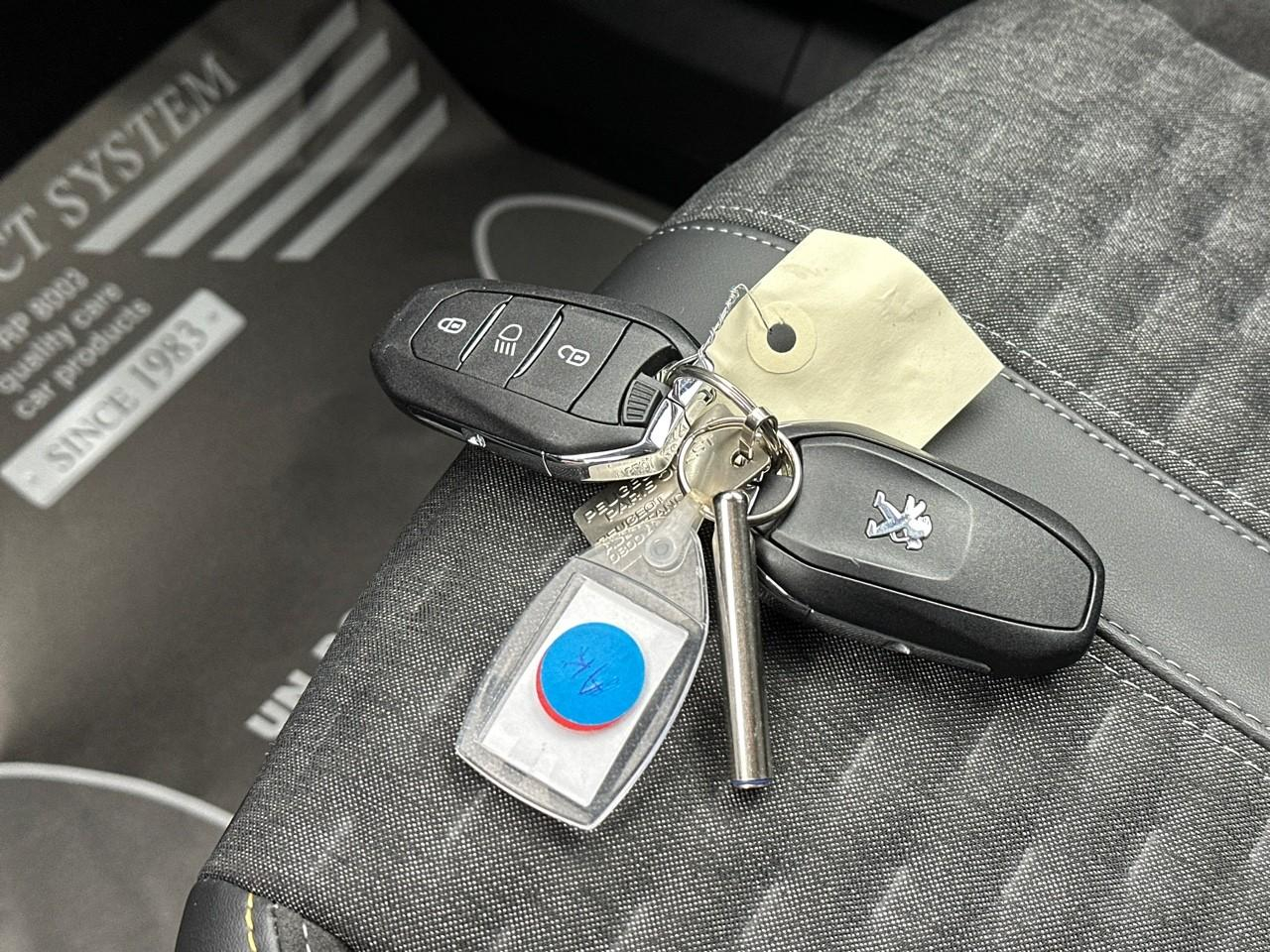 Peugeot 2008 puretech 130 s&s bvm6 roadtrip — photo 33
