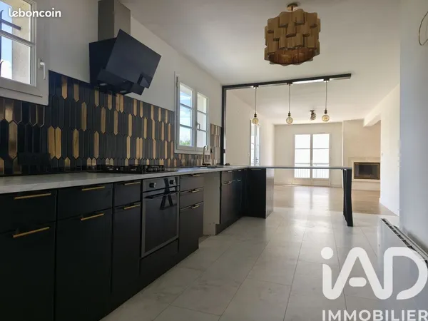 Maison familiale 6 pièces 170 m²